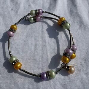 Vantel Pearl Wire wrap bracelet